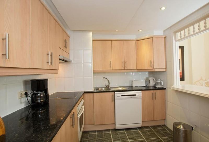 Apartment In Marbella Malaga 102959 Guadalmina Bagian luar foto